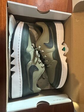 Nike Jordan women’s sneakers